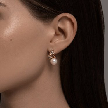Серьги Diamant 93-320-02080-1 вес 4.27 г серебро, культивированный жемчуг, фианит купить,28068