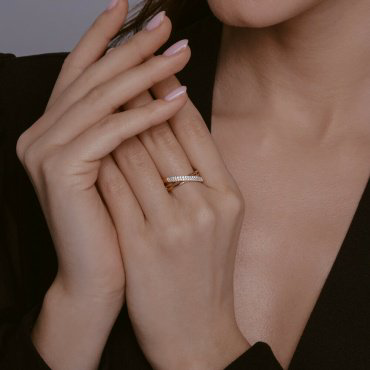 Кольцо Diamant 51-110-02732-1_18 размер 18 вес 2.47 г золото, фианит купить,234859