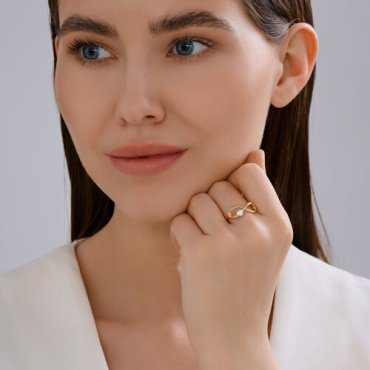 Кольцо Diamant 51-110-02865-1 размер 18 вес 1.89 г золото, фианит купить,179399