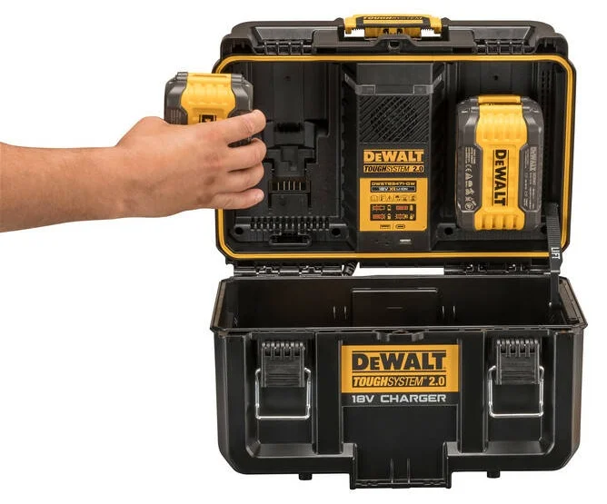 Ящик для инструмента DeWalt DWST83471-QW черный купить,NaN