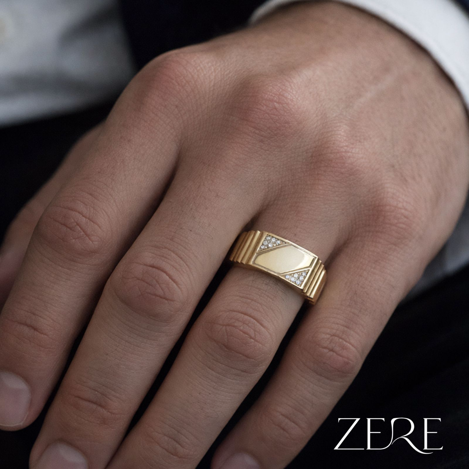 Перстень Zere геометрический 20р 4.5гр купить,373800