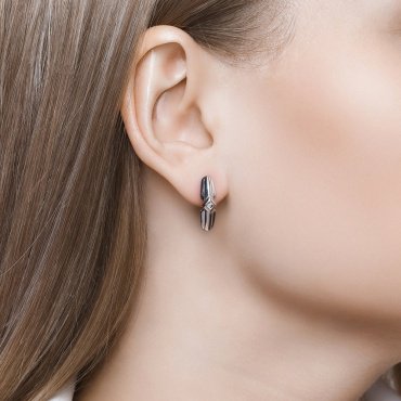 Серьги SOKOLOV 87020028 вес 2.27 г серебро, бриллиант купить,NaN