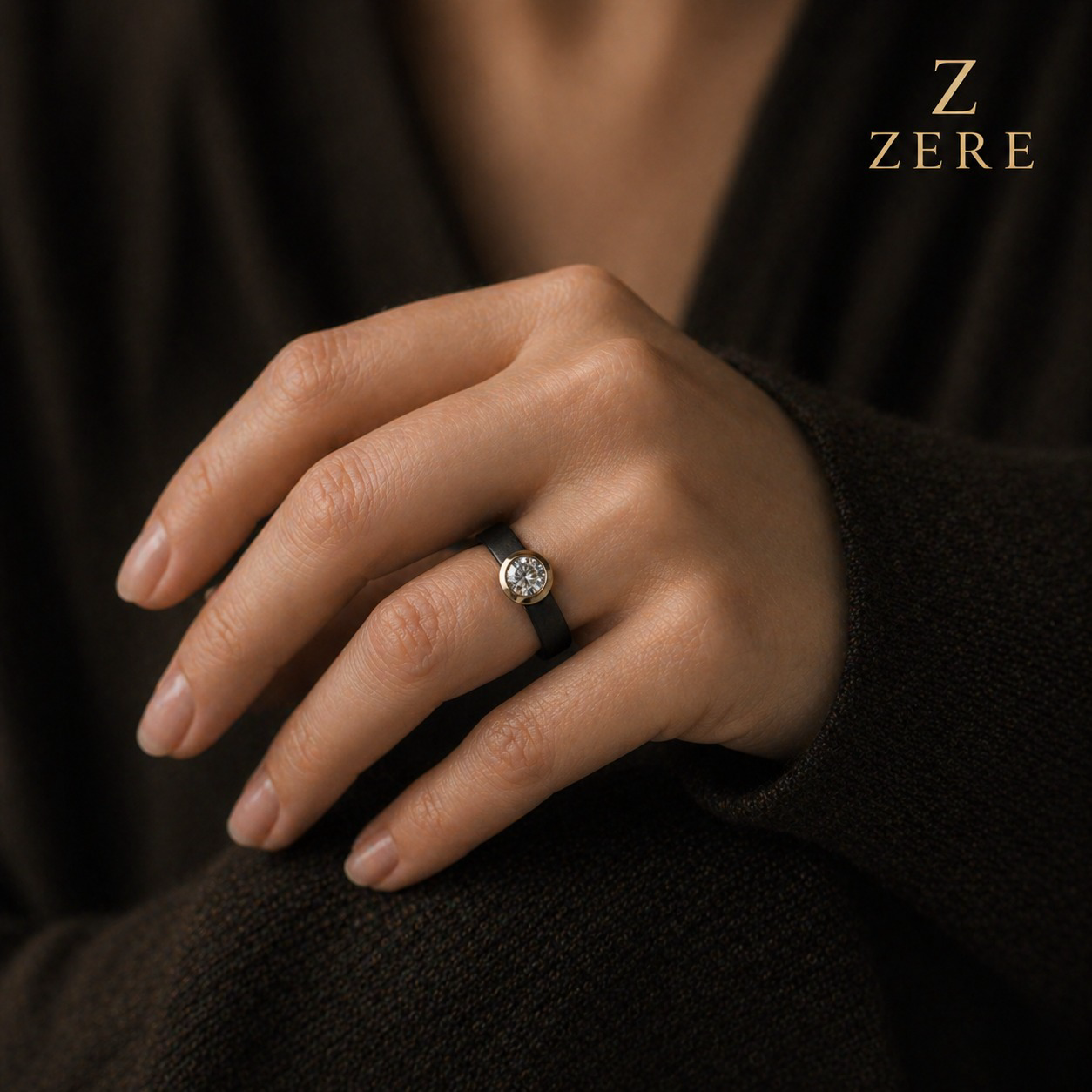 Кольцо Zere чёрное с камнем 18/19р 0.69гр купить,57850