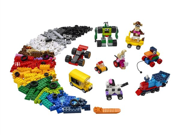 Конструктор Lego Classic Кубики и колёса  11014