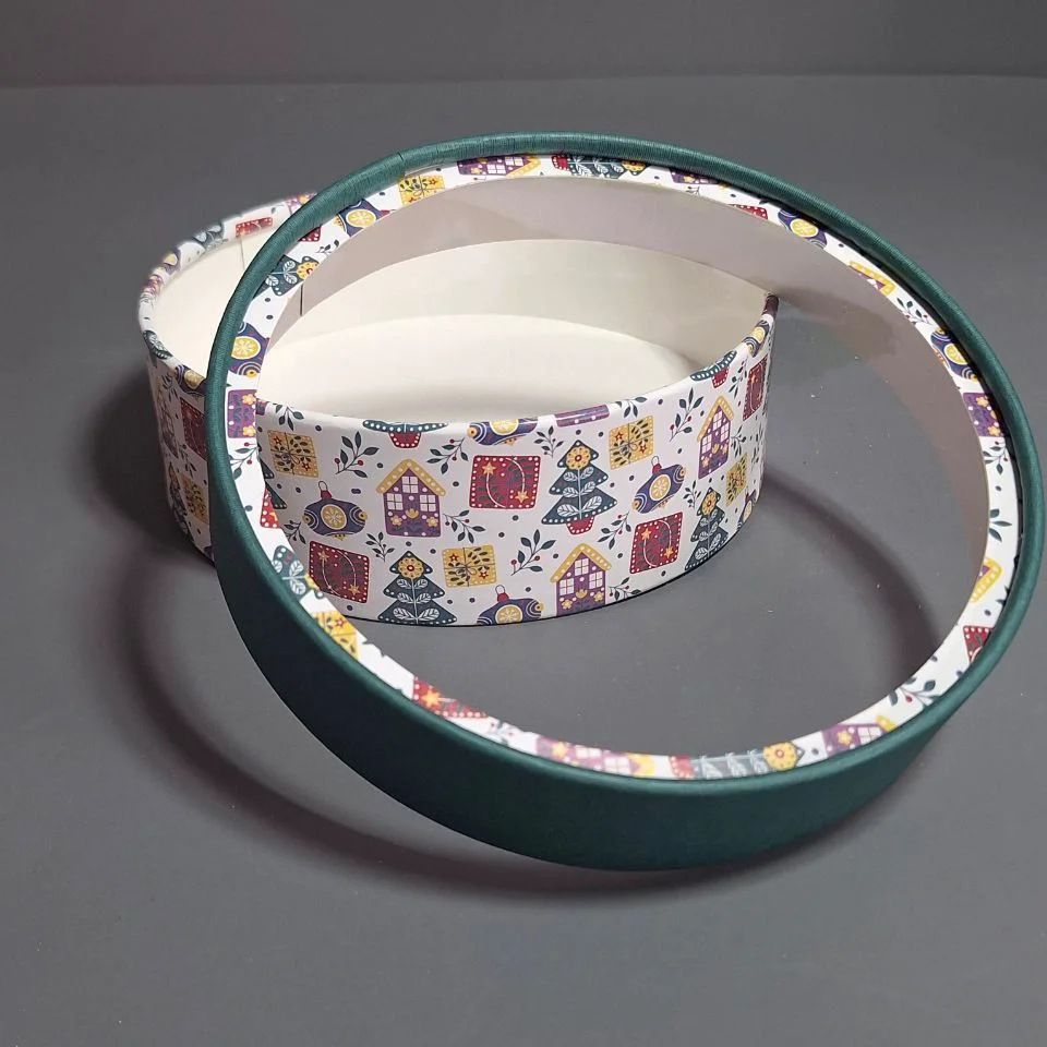 Коробка Box.kz Новый год 21x5см зеленая