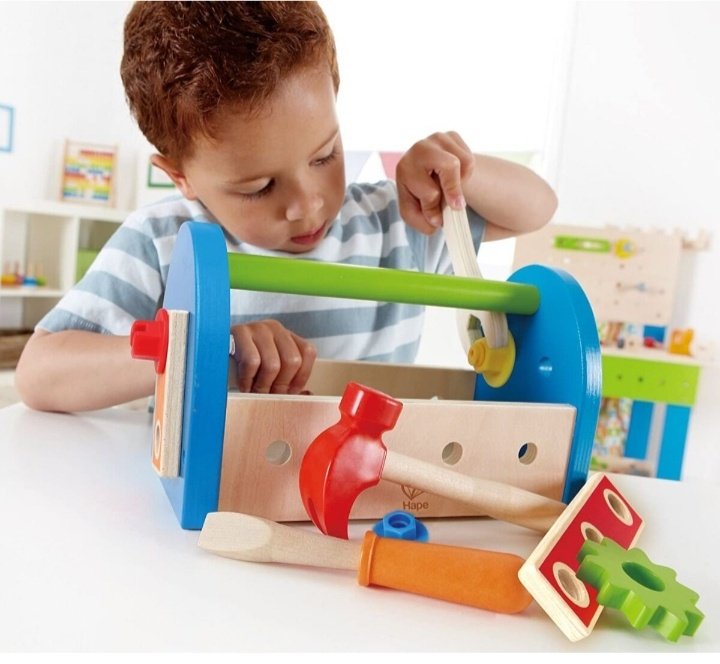 Набор Hape Коробка игрушечных инструментов купить,NaN