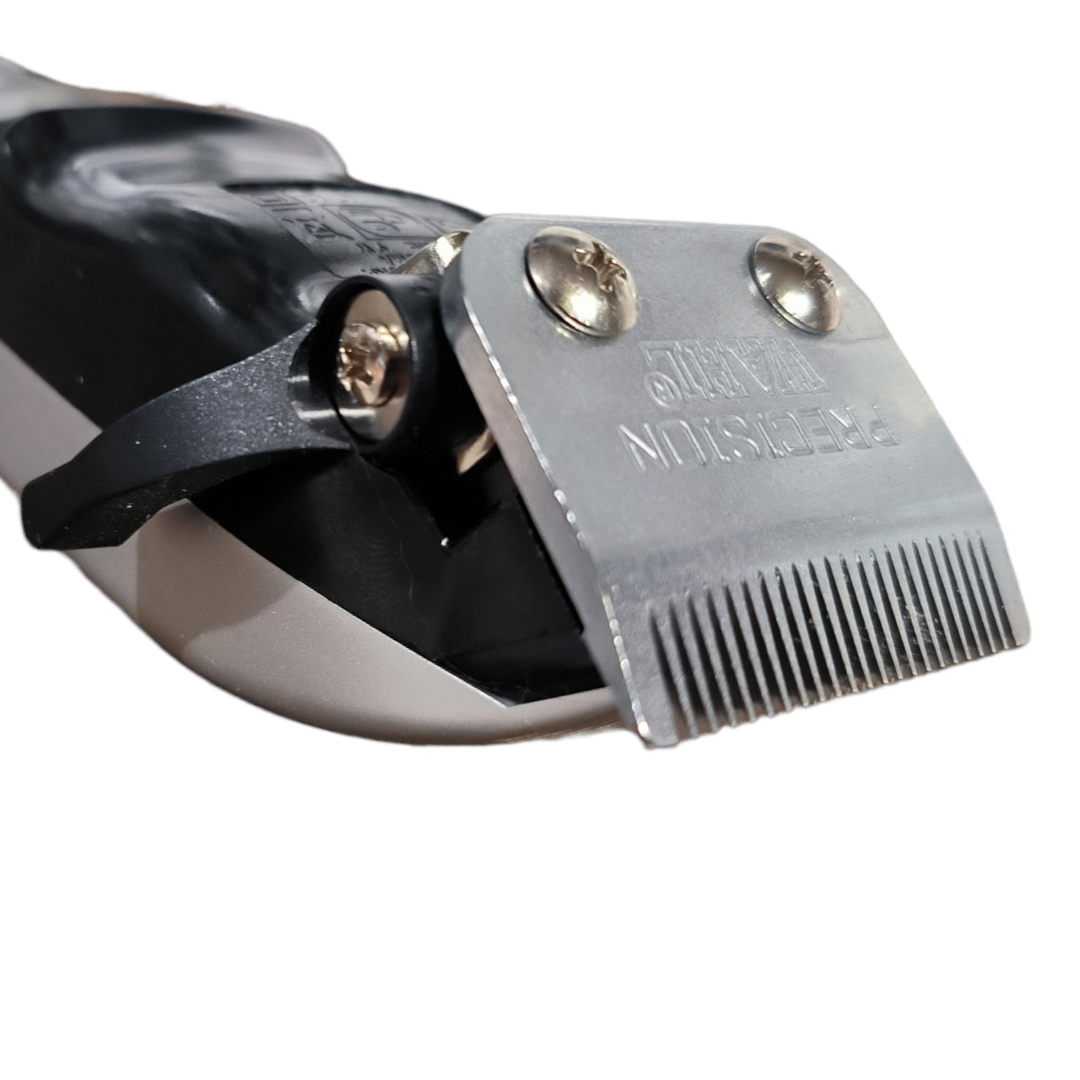 Машинка для стрижки Wahl HomePro DeLuxe Clipper серебристая купить,0