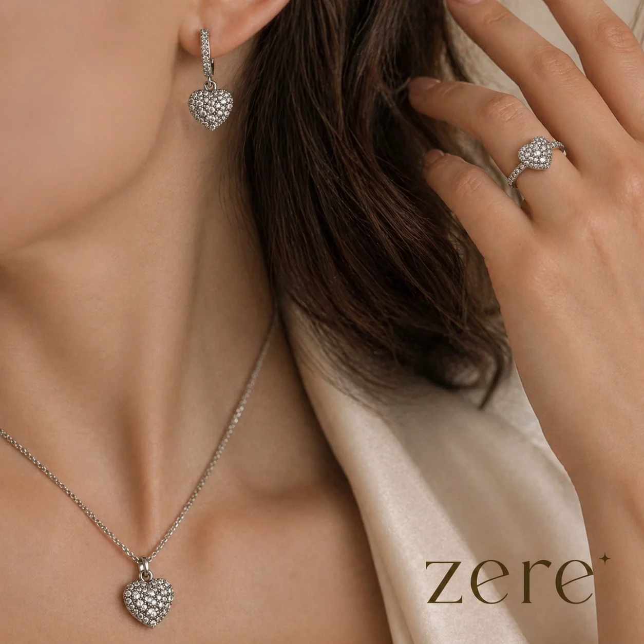 Набор Zere ZR290417 серебро 10.3гр 18р купить,71550