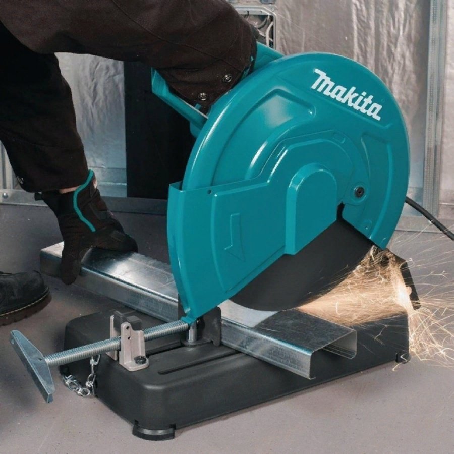 Пила торцовочная Makita LW1401
