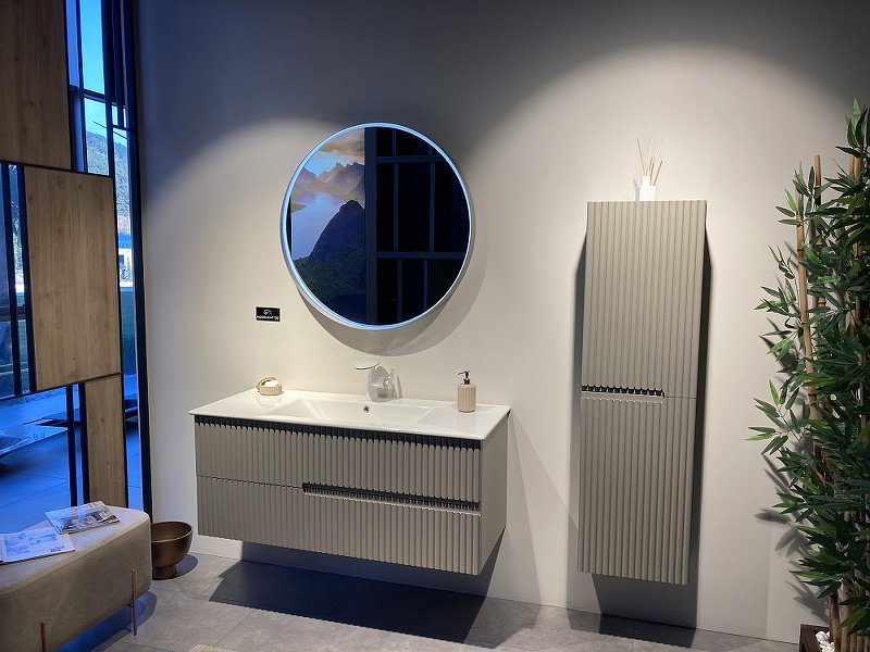 Зеркало настенное Orka 90x90 см купить,459000