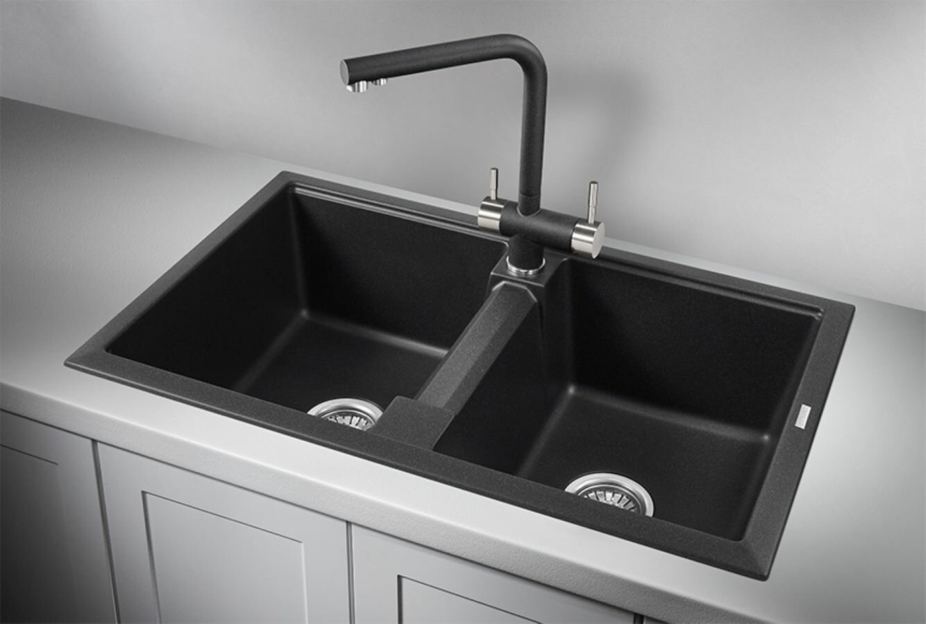 Кухонная мойка GRANULA 8101 81х50х21 см, кварцевый песок, тон черный купить,348200