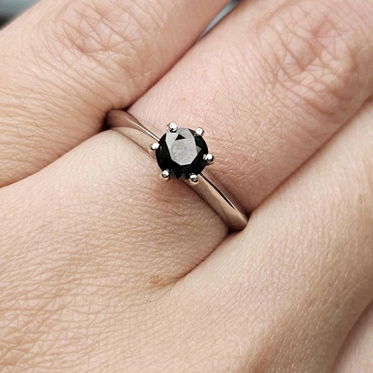 Кольцо Deimantas 110685157 17р 2,76гр 0,73ct. купить,NaN
