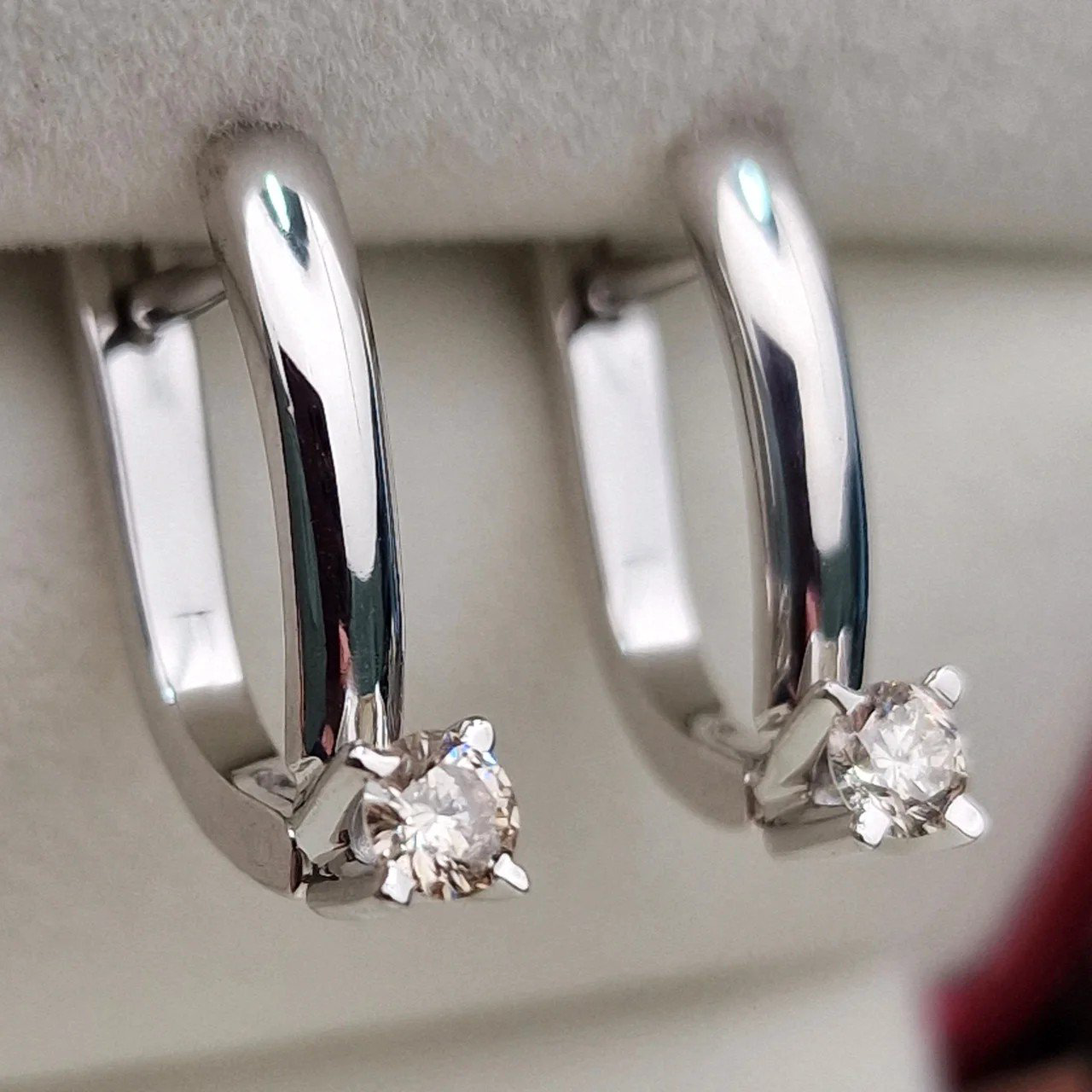 Серьги Deimantas 110685818 3,48гр 0,26ct. купить,NaN