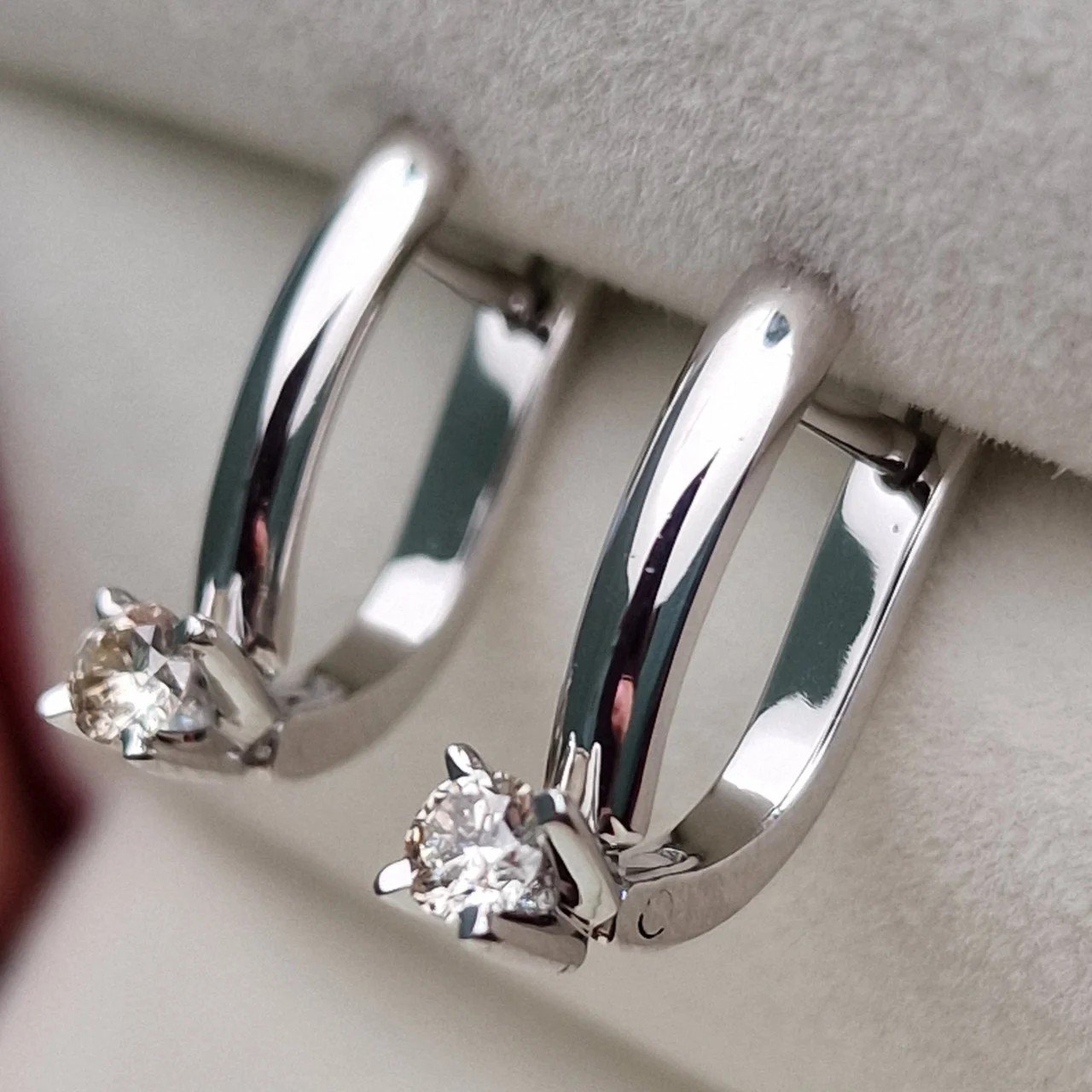 Серьги Deimantas 110685818 3,48гр 0,26ct. купить,NaN