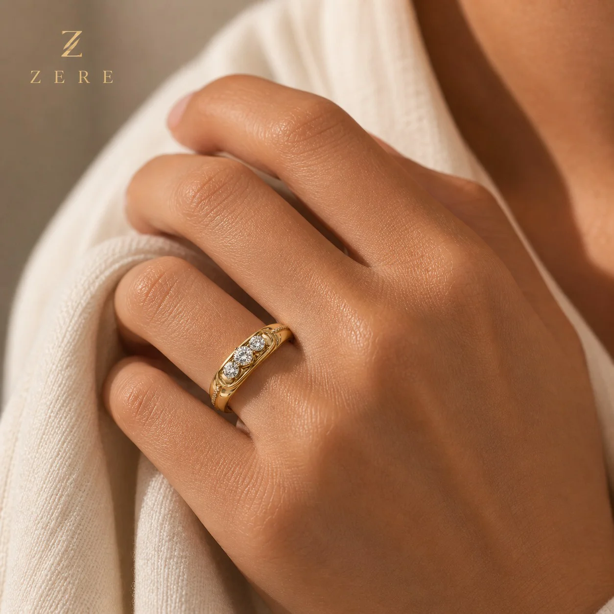 Кольцо Zere ZR010538 золото 2.53гр 19р купить,209350