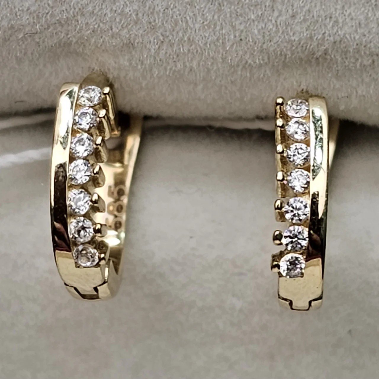 Серьги Deimantas 110523953 1,76гр. купить,NaN