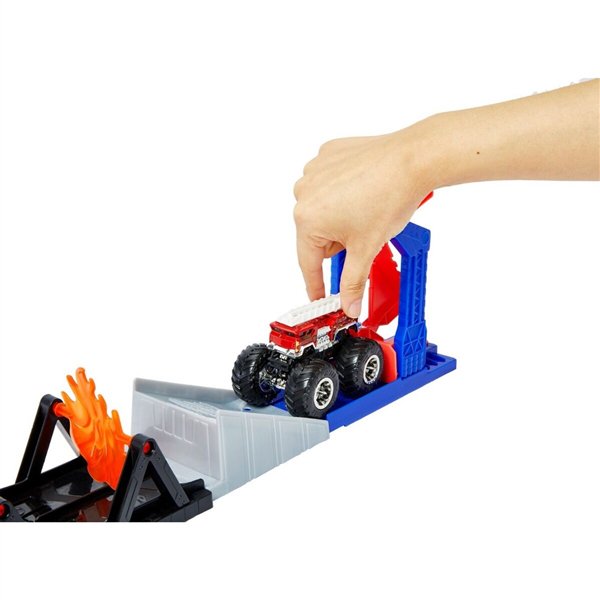 Игровой набор Hot Wheels Monster Trucks Прорыв сквозь пламя купить,NaN