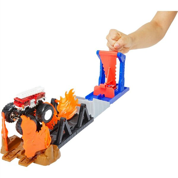 Игровой набор Hot Wheels Monster Trucks Прорыв сквозь пламя купить,NaN