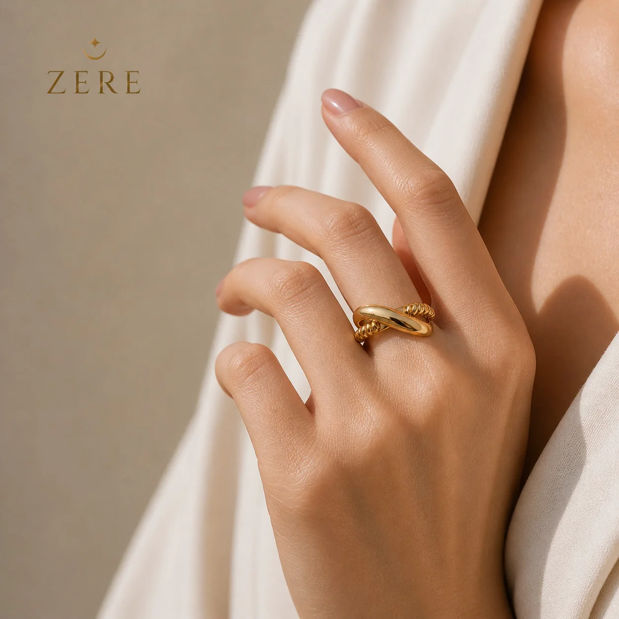 Кольцо Zere ZR030512 золото 3.74гр 19р купить,321550