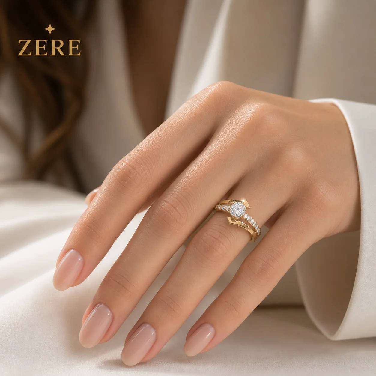 Кольцо Zere ZR030527 золото 1.42гр 17.5р купить,118550