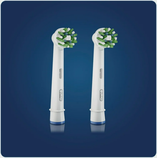 Насадки к зубной щетке Oral-B CrossAction EB50RB White