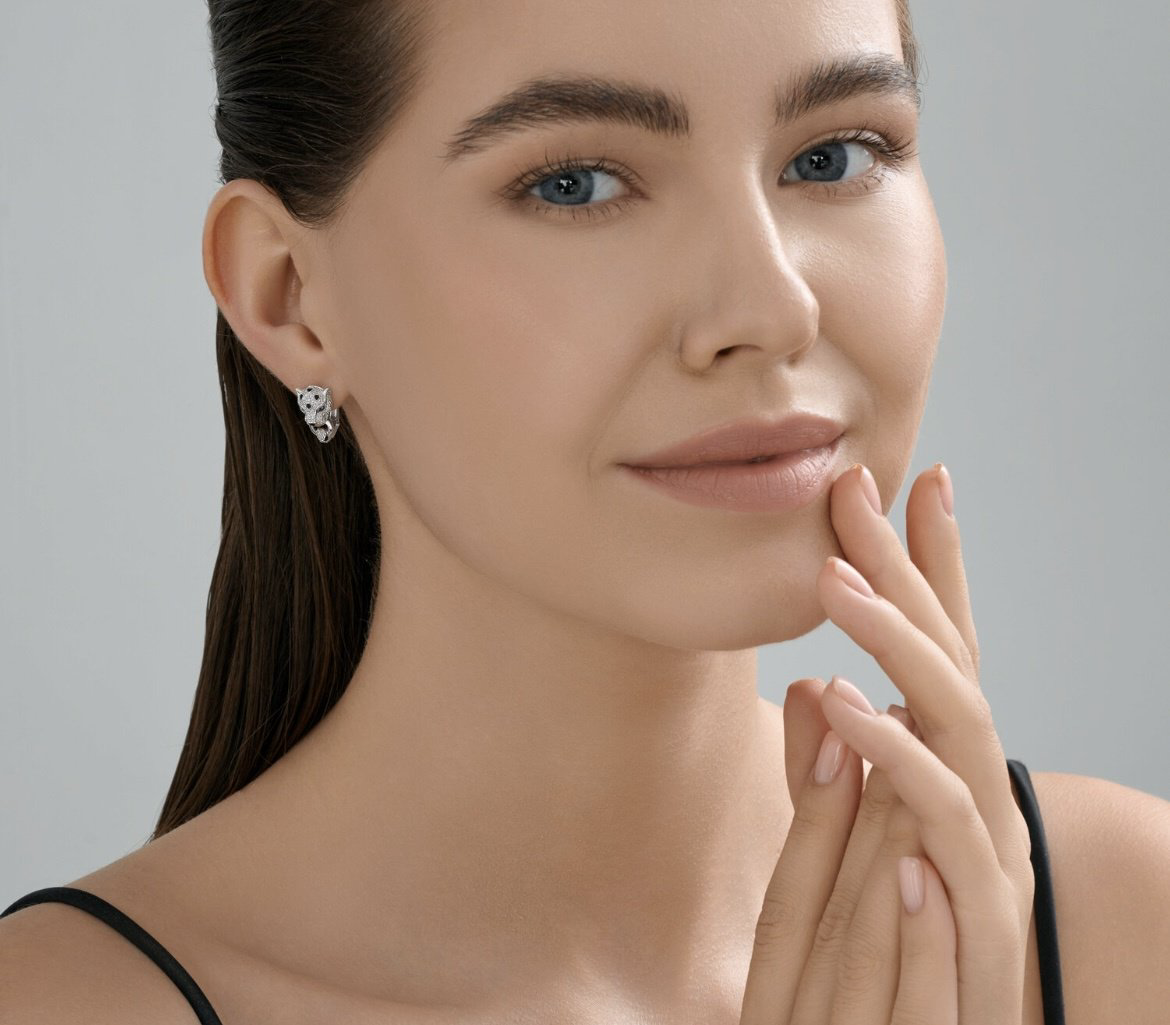 Серьги SOKOLOV 3020682-3 вес 3.87 г золото, бриллиант, эмаль, изумруд купить,786648