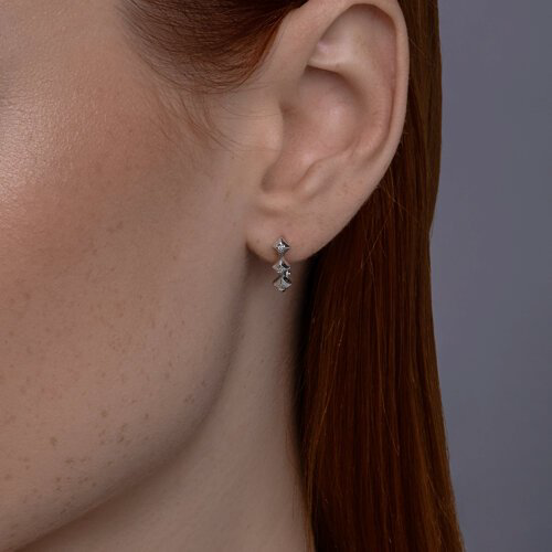 Серьги Diamant 94-220-02136-1 вес 1.61 г серебро, бриллиант купить,21998