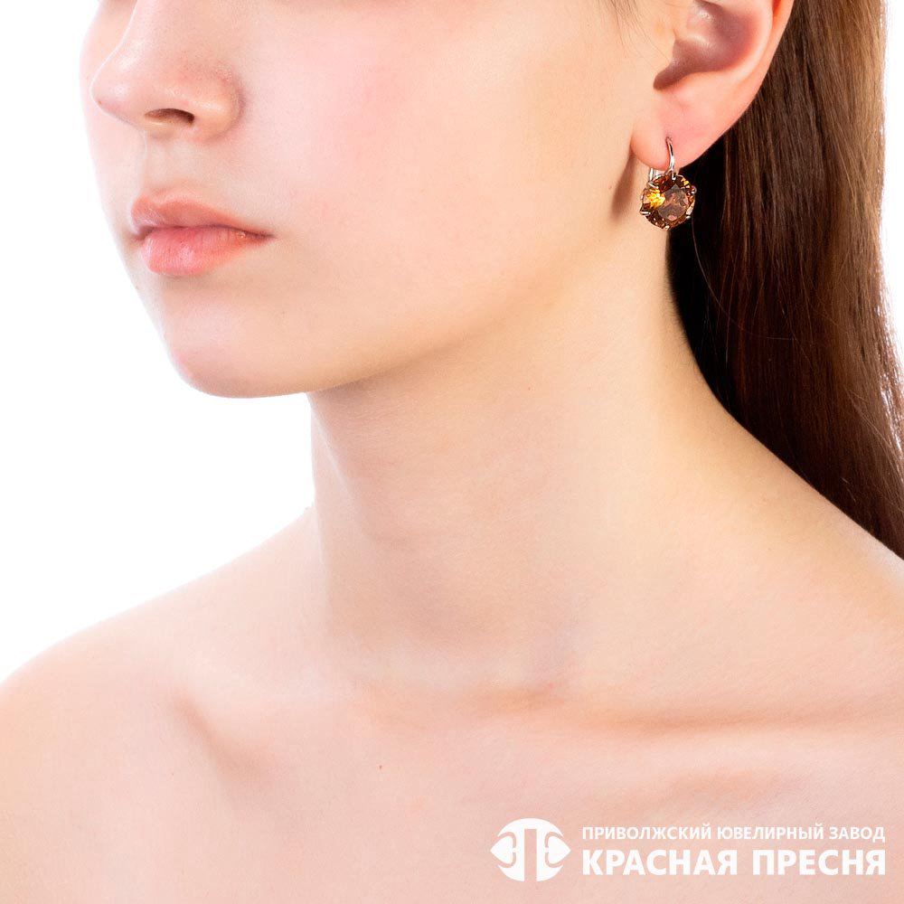 Серьги Красная пресня 33810118Д22 вес 7.2 г серебро, султанит купить,35910