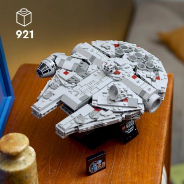 LEGO Сокол тысячелетия Star Wars 75375, деталей 921 шт