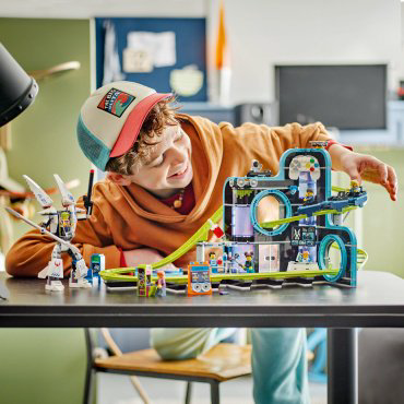 LEGO Парк американских горок "Мир роботов" City 60421, деталей 986 шт купить,NaN