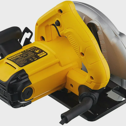 Пила циркулярная DeWalt DWE560K