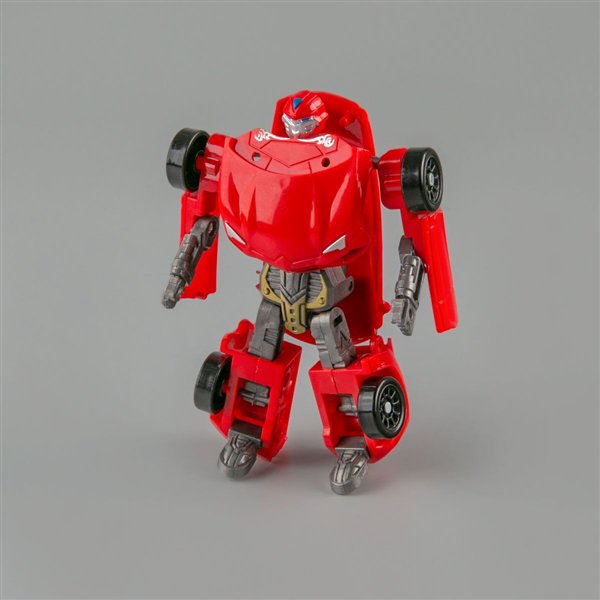 Робот-трансформер Changerobot Deformation красный купить,NaN