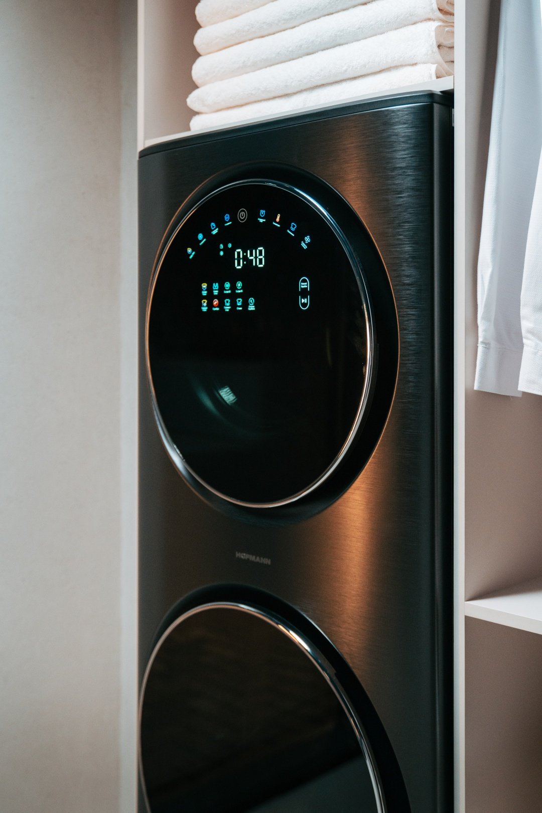 Стиральная машина Hofmann WM1514D7DI/HF черный купить,NaN