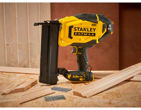 Гвоздезабивной пистолет STANLEY SFMCN618B-XJ, аккумуляторный
