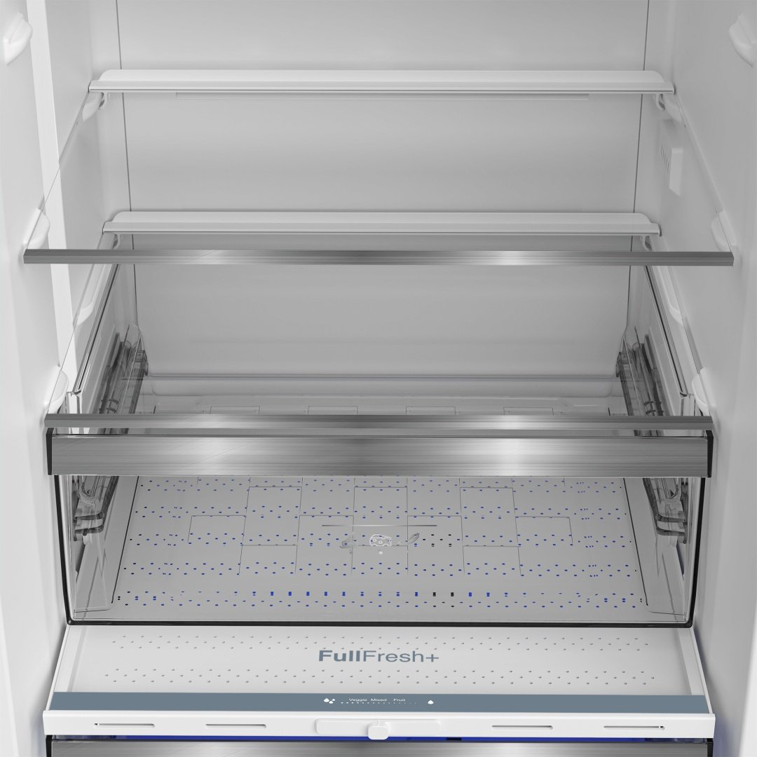 Холодильник Grundig GKPN66930FXD черный