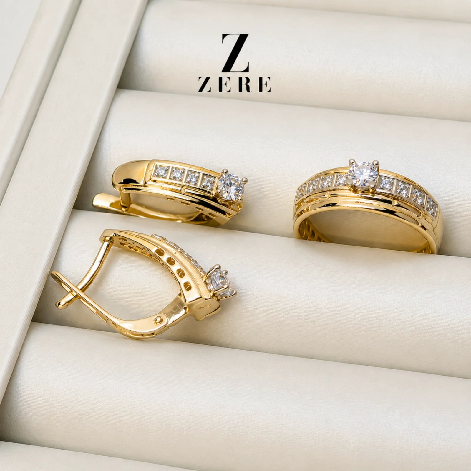 Комплект Zere ZR070522 золото 4.6гр 18р