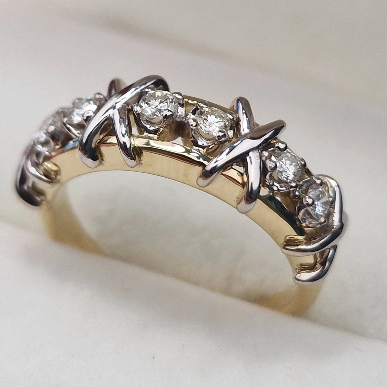 Кольцо Deimantas 110697829 18,5р 5,34гр 0,37ct. купить,NaN