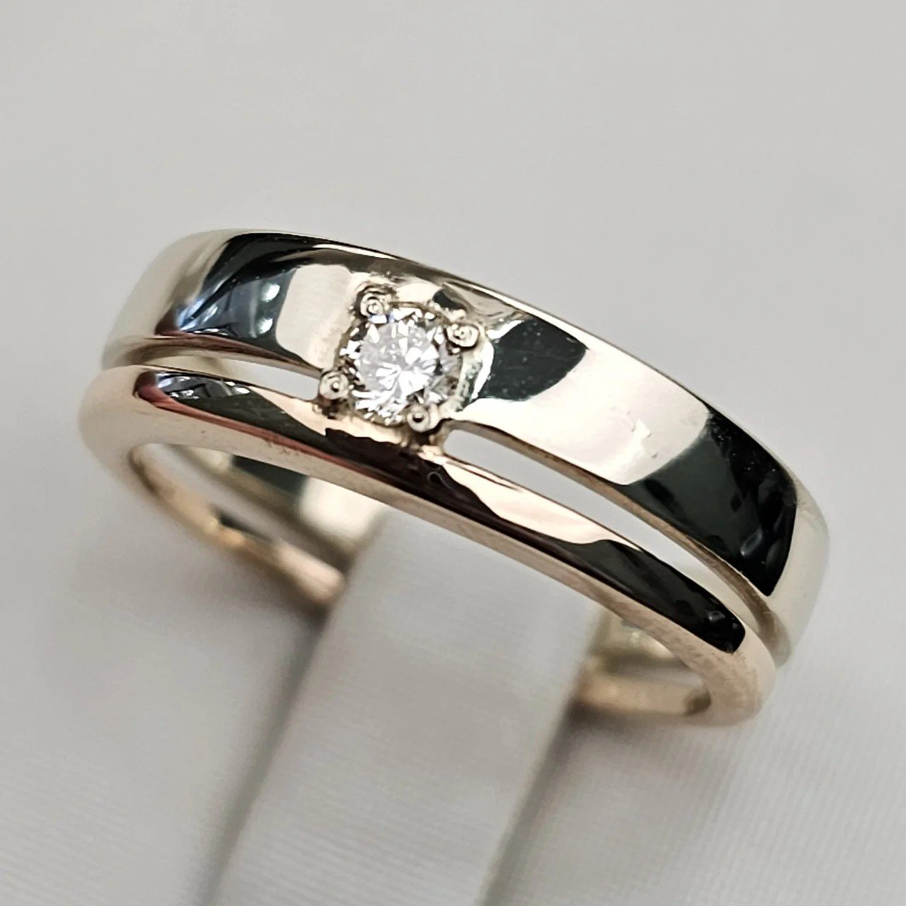 Кольцо Deimantas 110685306 16,5р 3,85гр 0,104ct. купить,NaN
