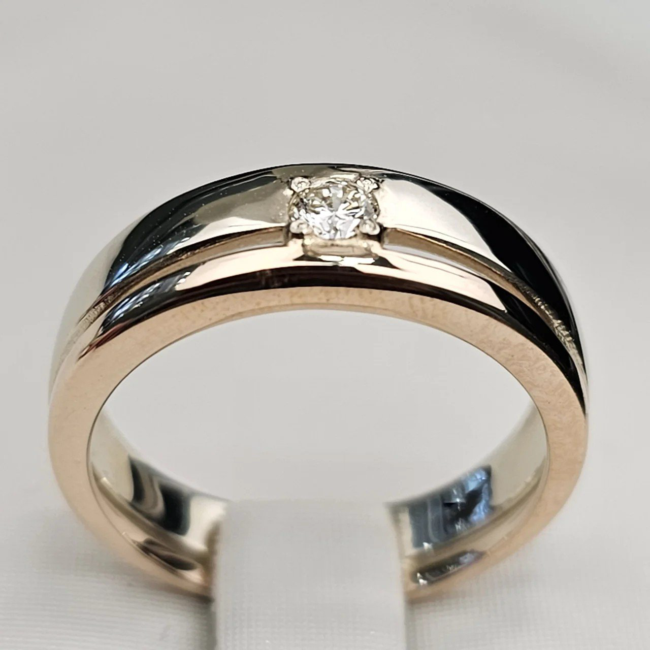 Кольцо Deimantas 110685306 16,5р 3,85гр 0,104ct. купить,NaN