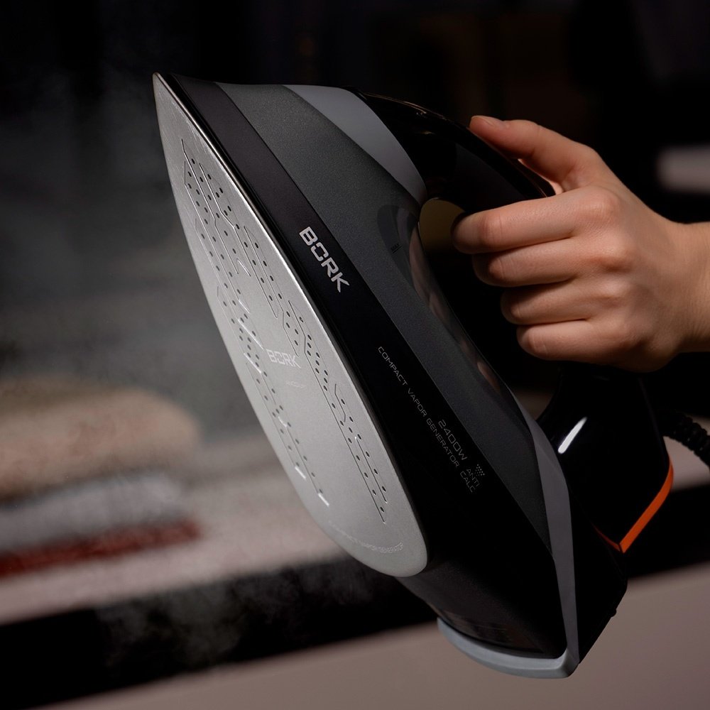 Утюг BORK i604 черный, серый - ForteMarket Утюг BORK i604 черный, серый купить,0