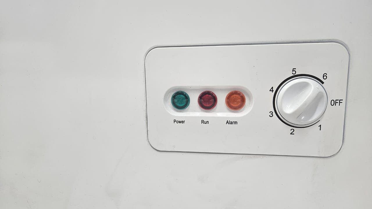Морозильник Midea MDRC345FZF01 249 л белый купить,149990