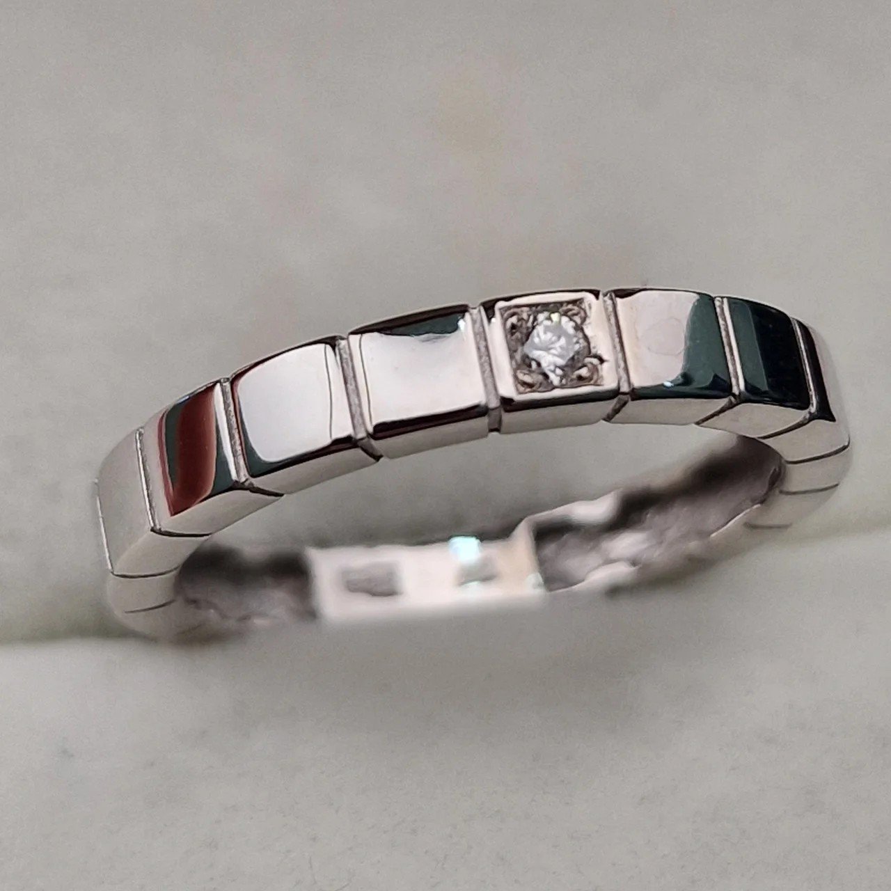 Кольцо Deimantas 110697447 17р 2,98гр 0,023ct. купить,NaN