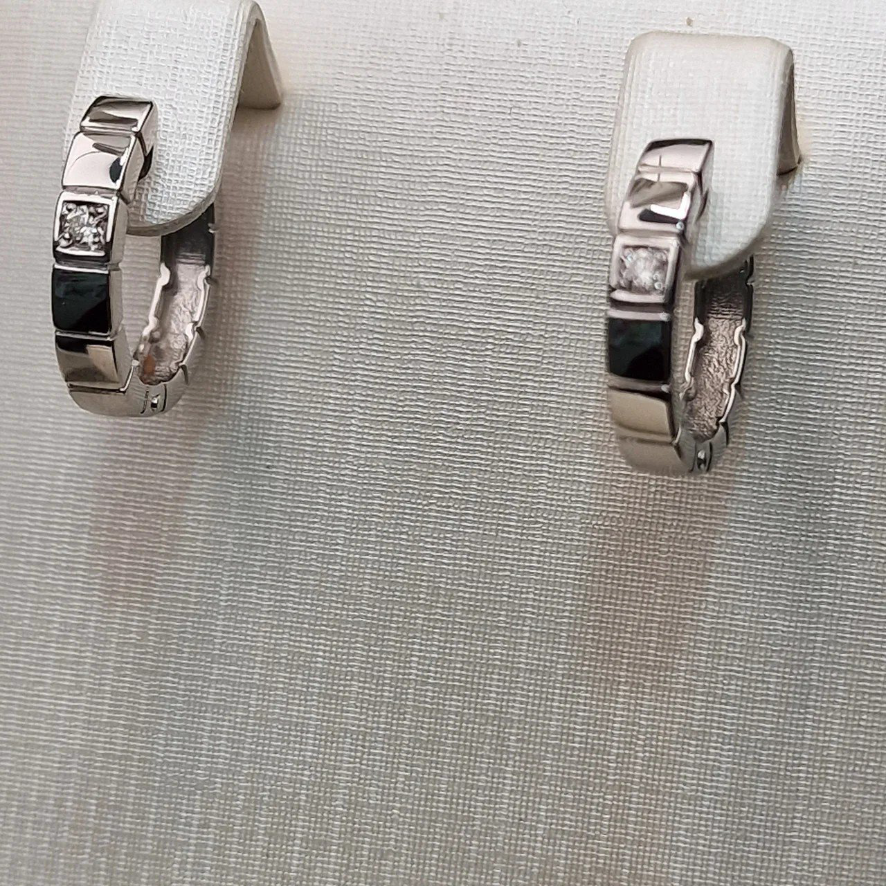 Серьги Deimantas 110685840 4,31гр 0,043ct. купить,NaN