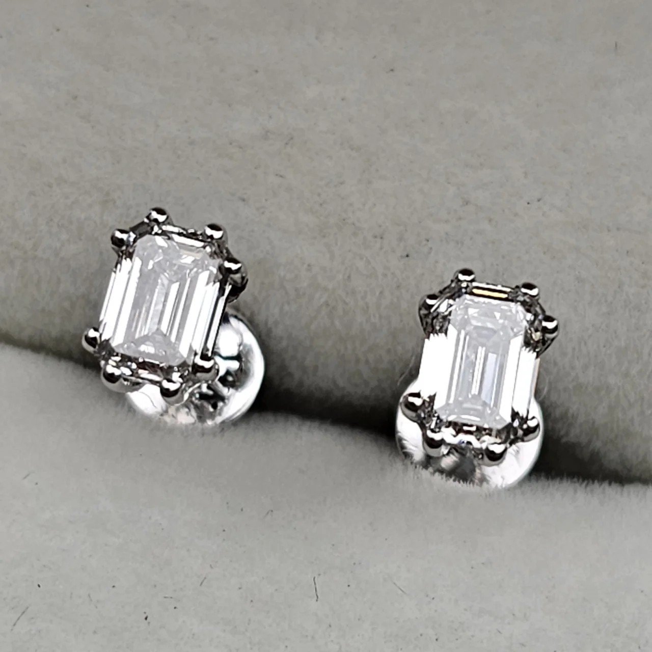 Серьги Deimantas 110528741 1,31гр 0,87ct. купить,NaN
