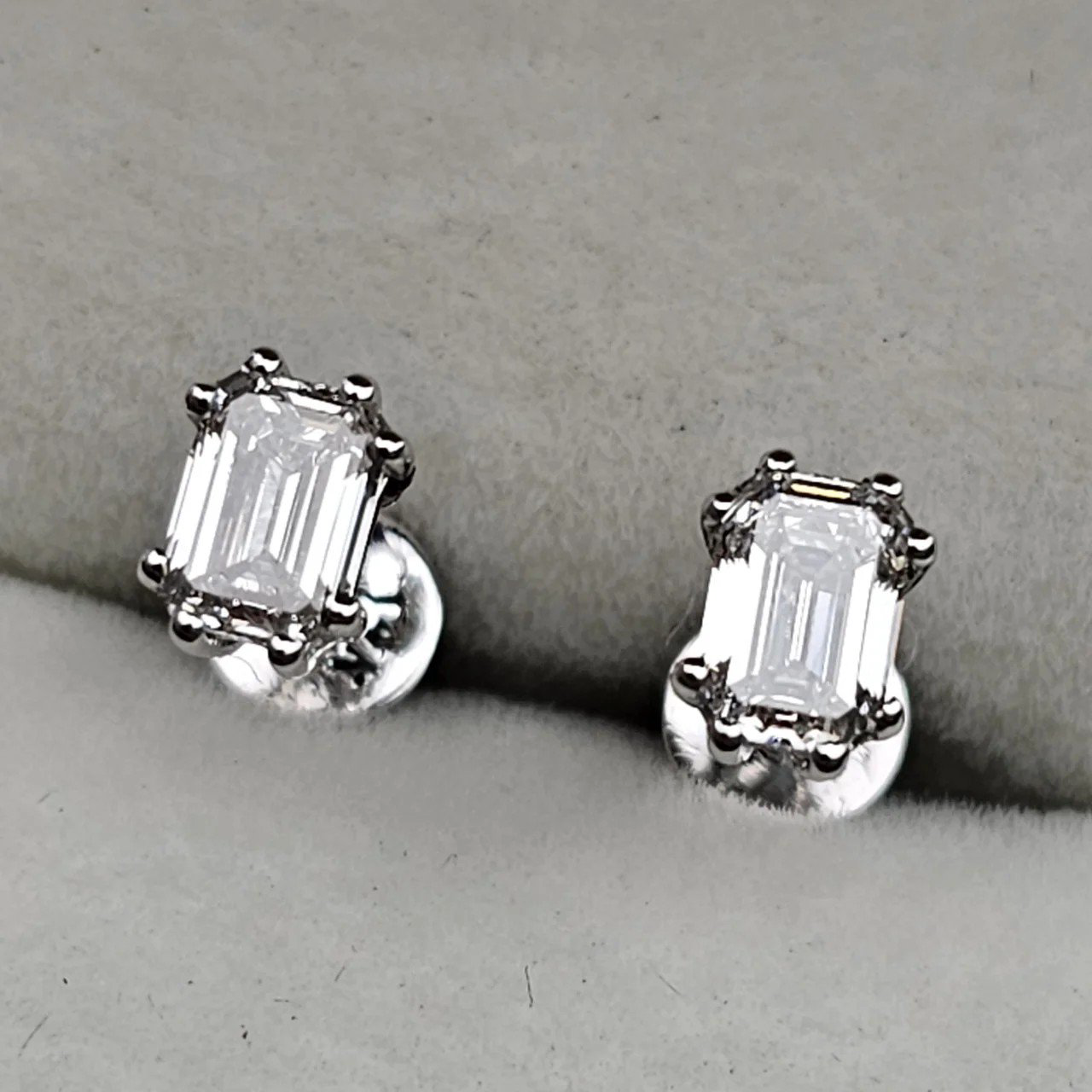 Серьги Deimantas 110528741 1,31гр 0,87ct. купить,NaN