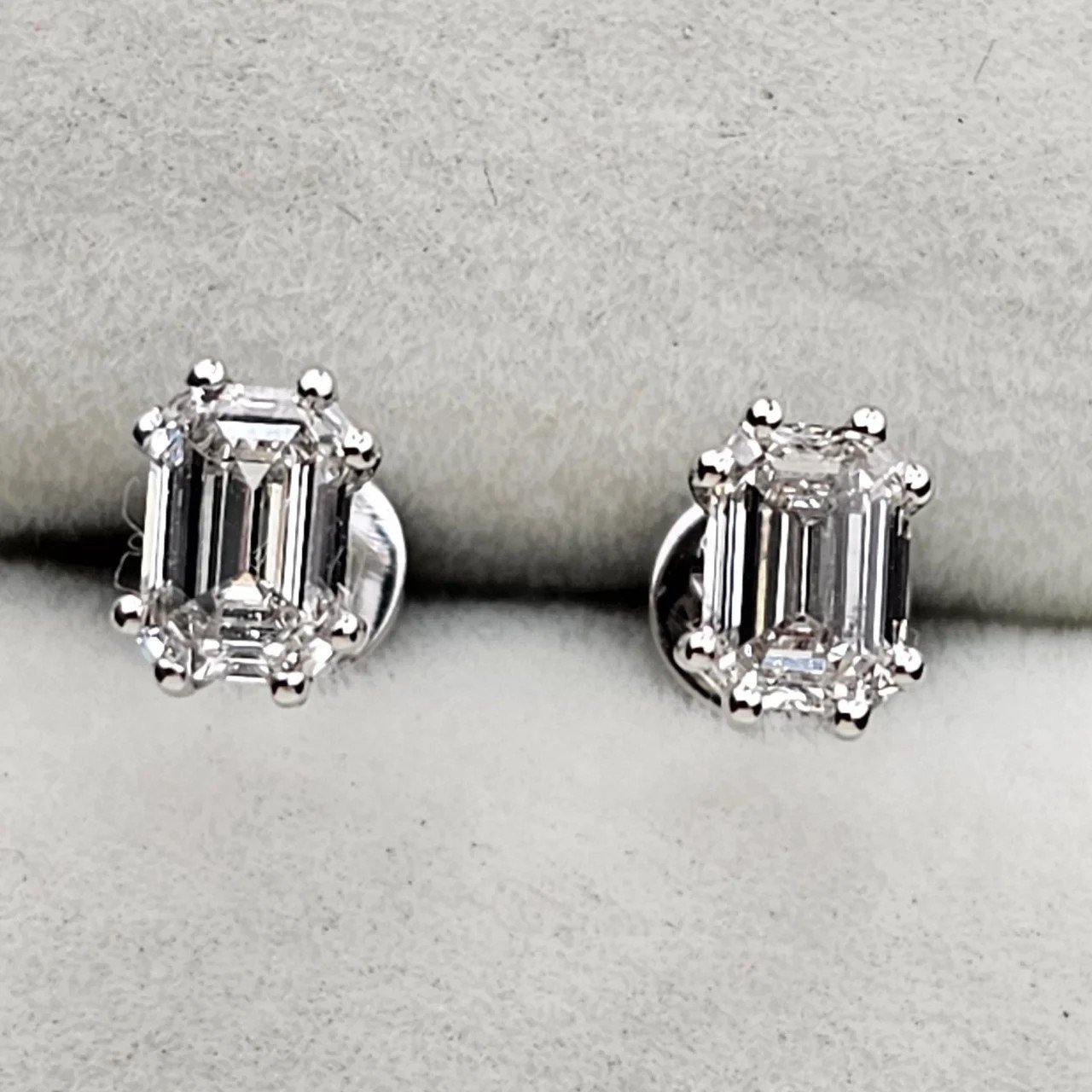 Серьги Deimantas 110528741 1,31гр 0,87ct. купить,NaN