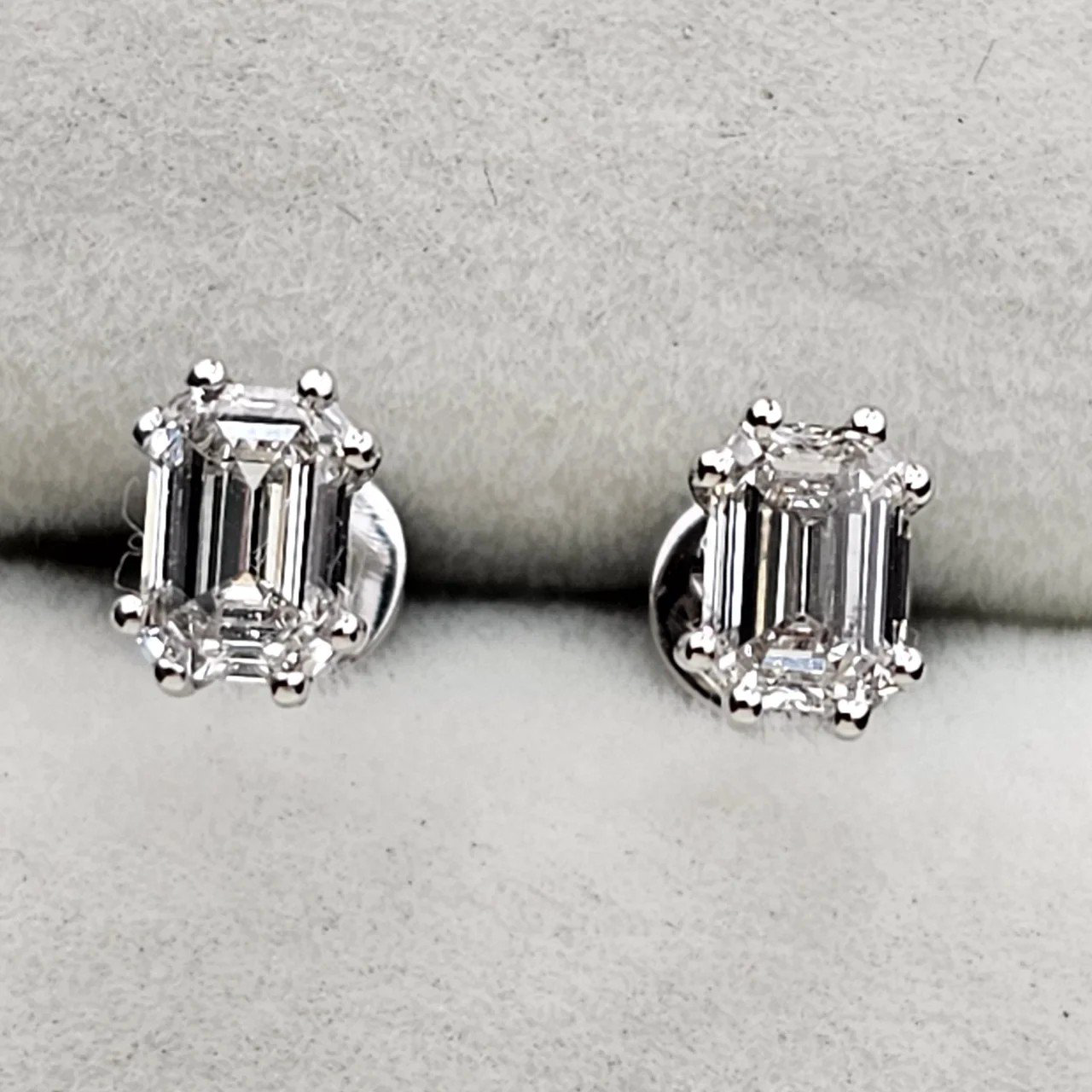 Серьги Deimantas 110528741 1,31гр 0,87ct. купить,NaN