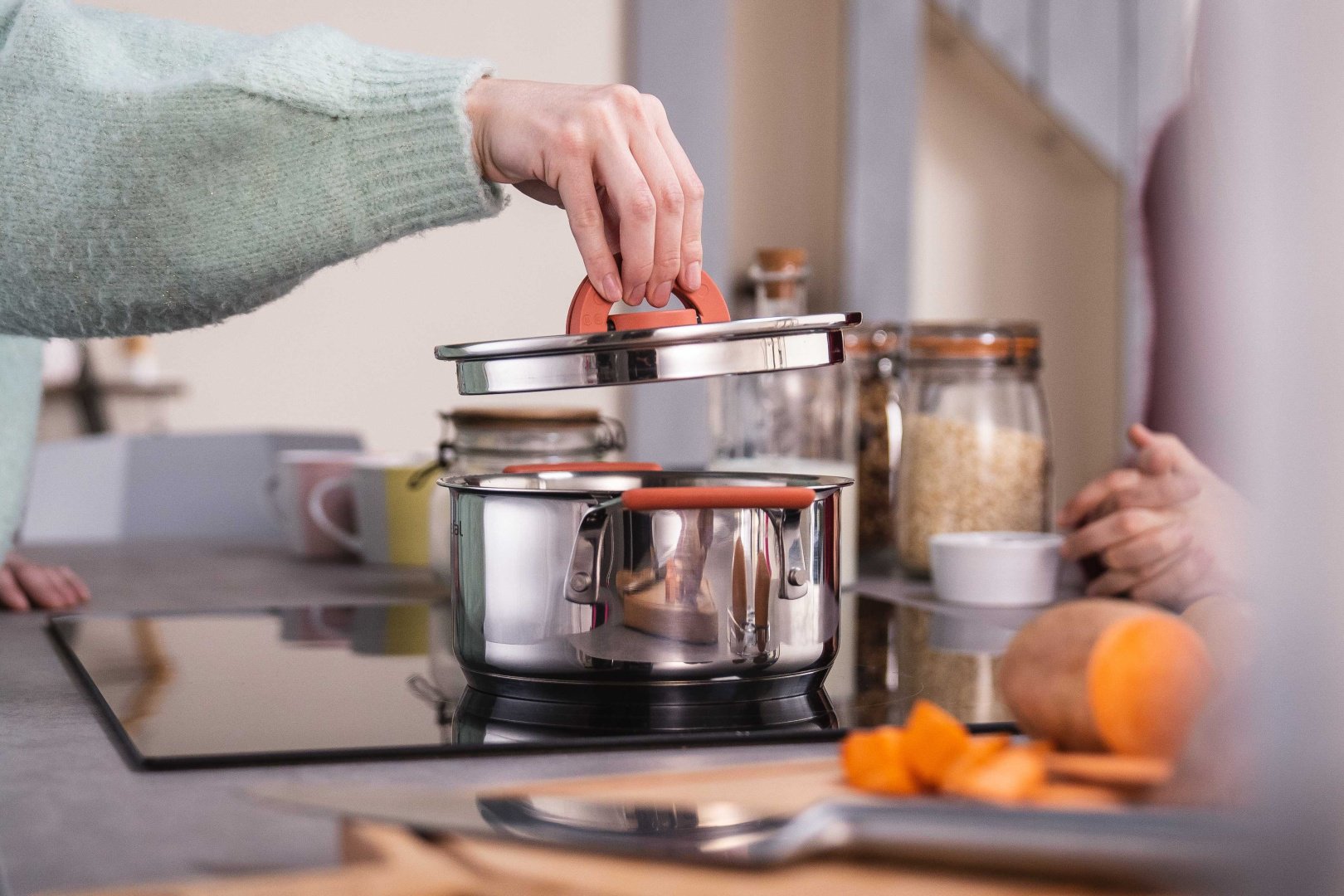 Кастрюля 5 л, Tefal G7234674 сталь купить,34990