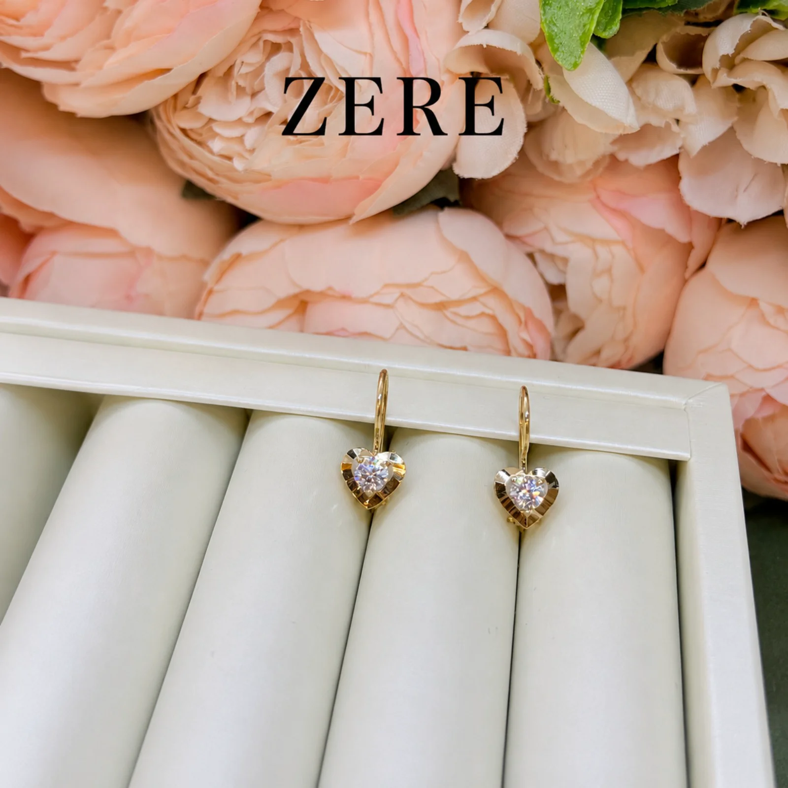 Серьги Zere ZR090502 золото 1.3гр купить,108300