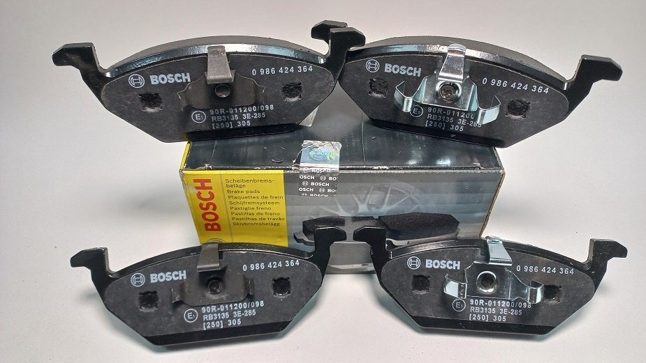 Колодки Bosch передние 0 986 424 364